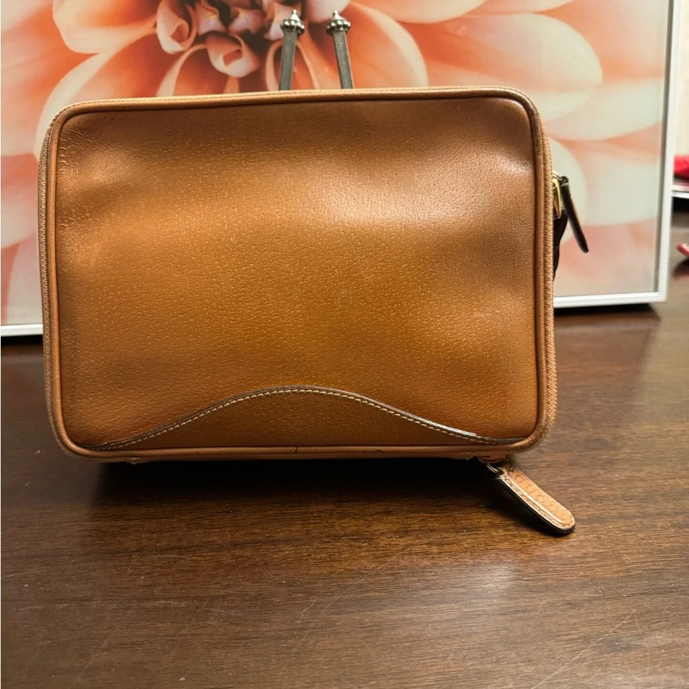 Gucci Tan Leather Travel Pouch